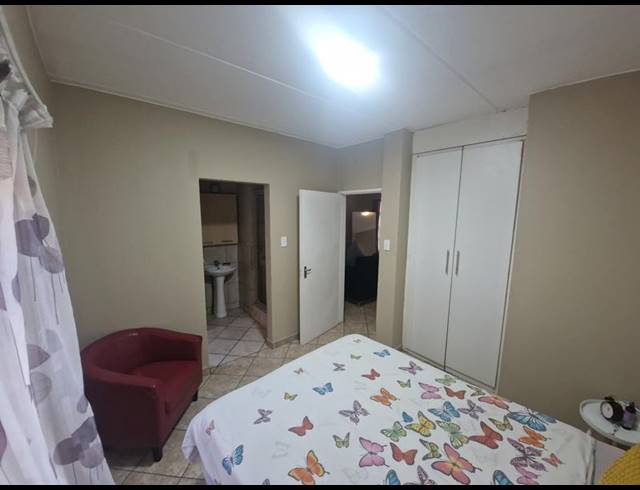 1 BEDROOM APARTMENT FOR SALE IN KLIPPOORTJE
